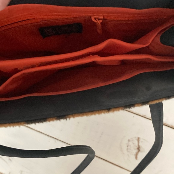 Brown and Black Leopard Print Tote with Structured Design - Picture 6 of 7